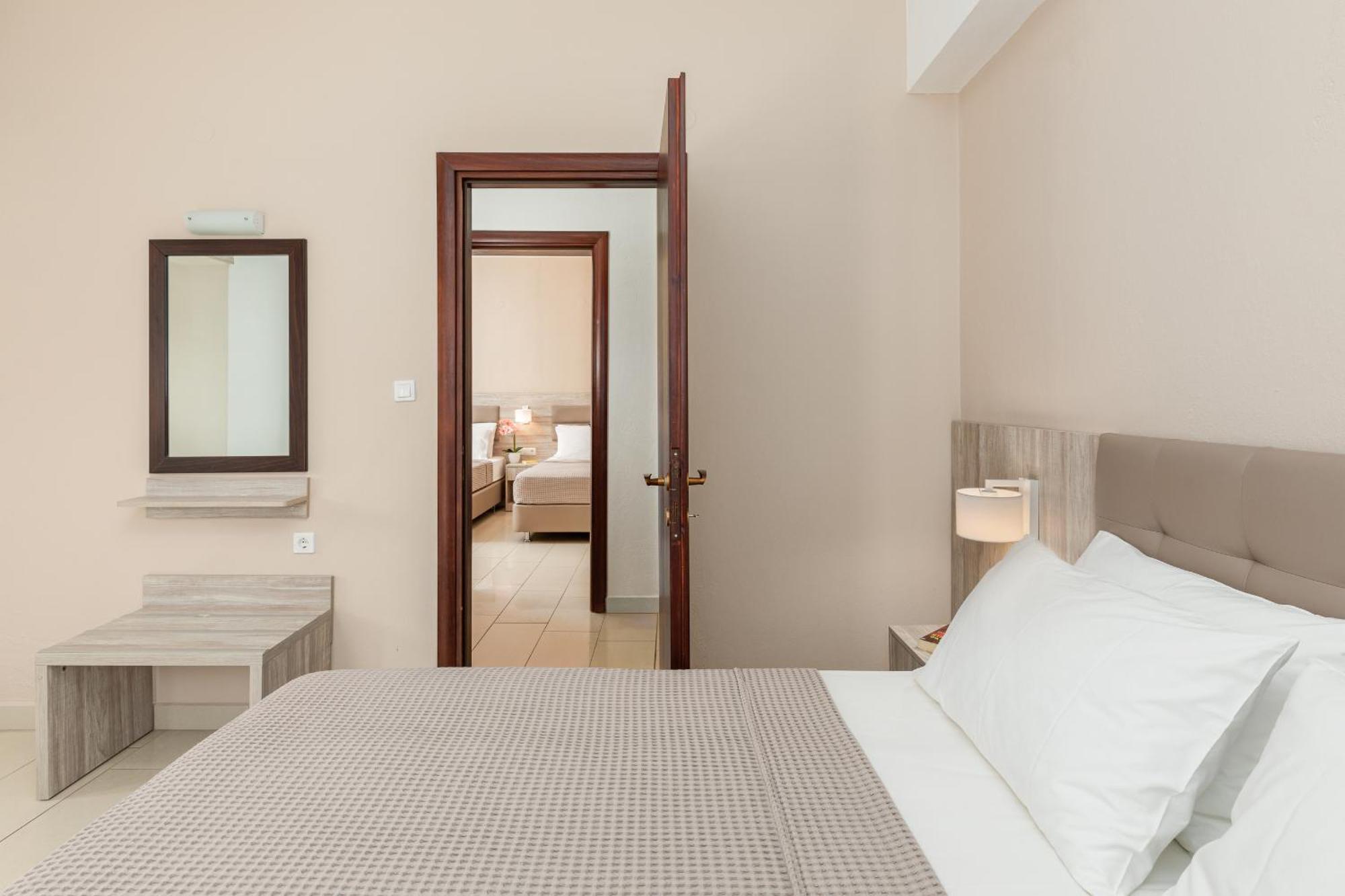 Hotel Grekas Neoi Poroi Dış mekan fotoğraf