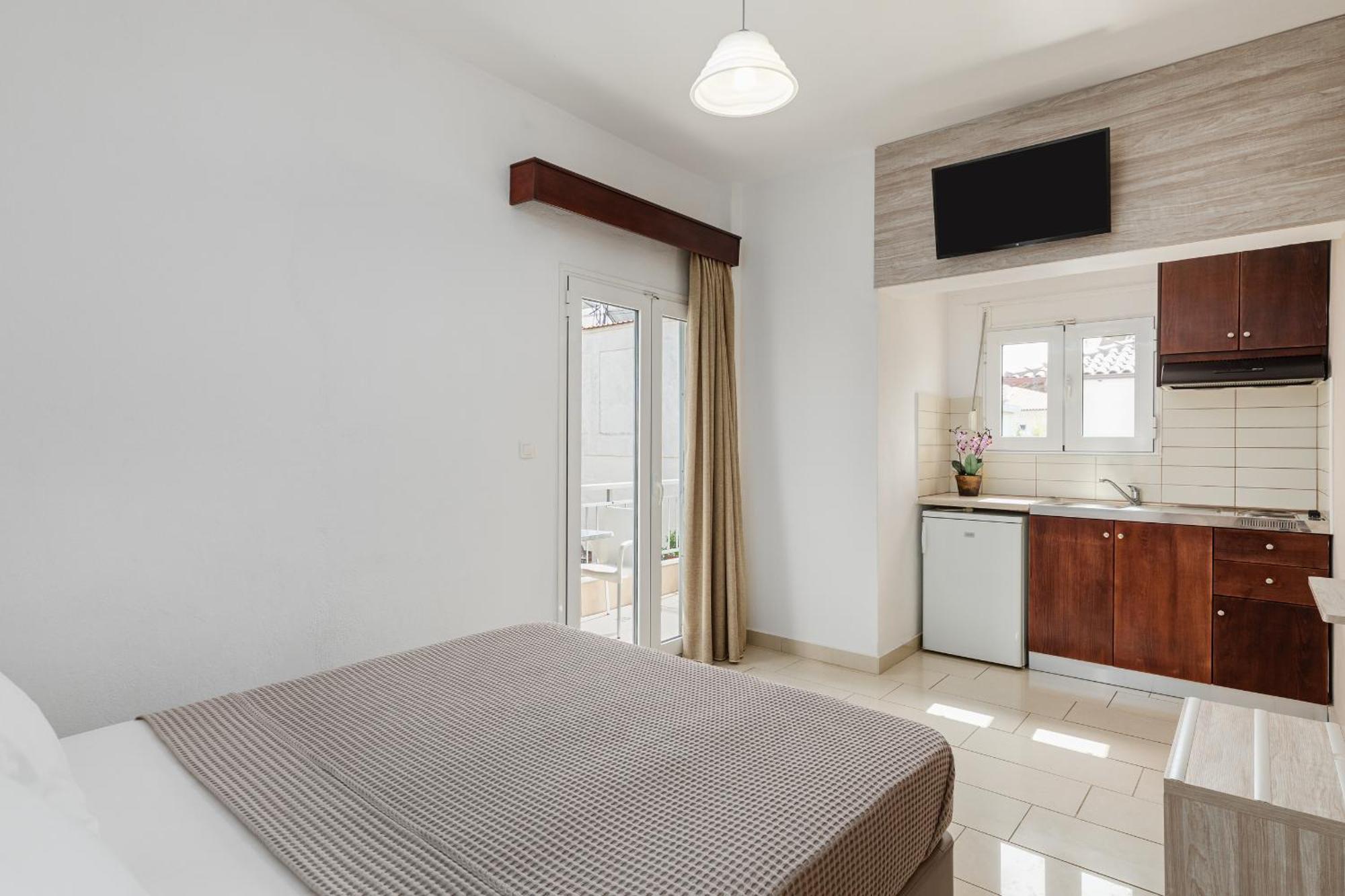 Hotel Grekas Neoi Poroi Dış mekan fotoğraf