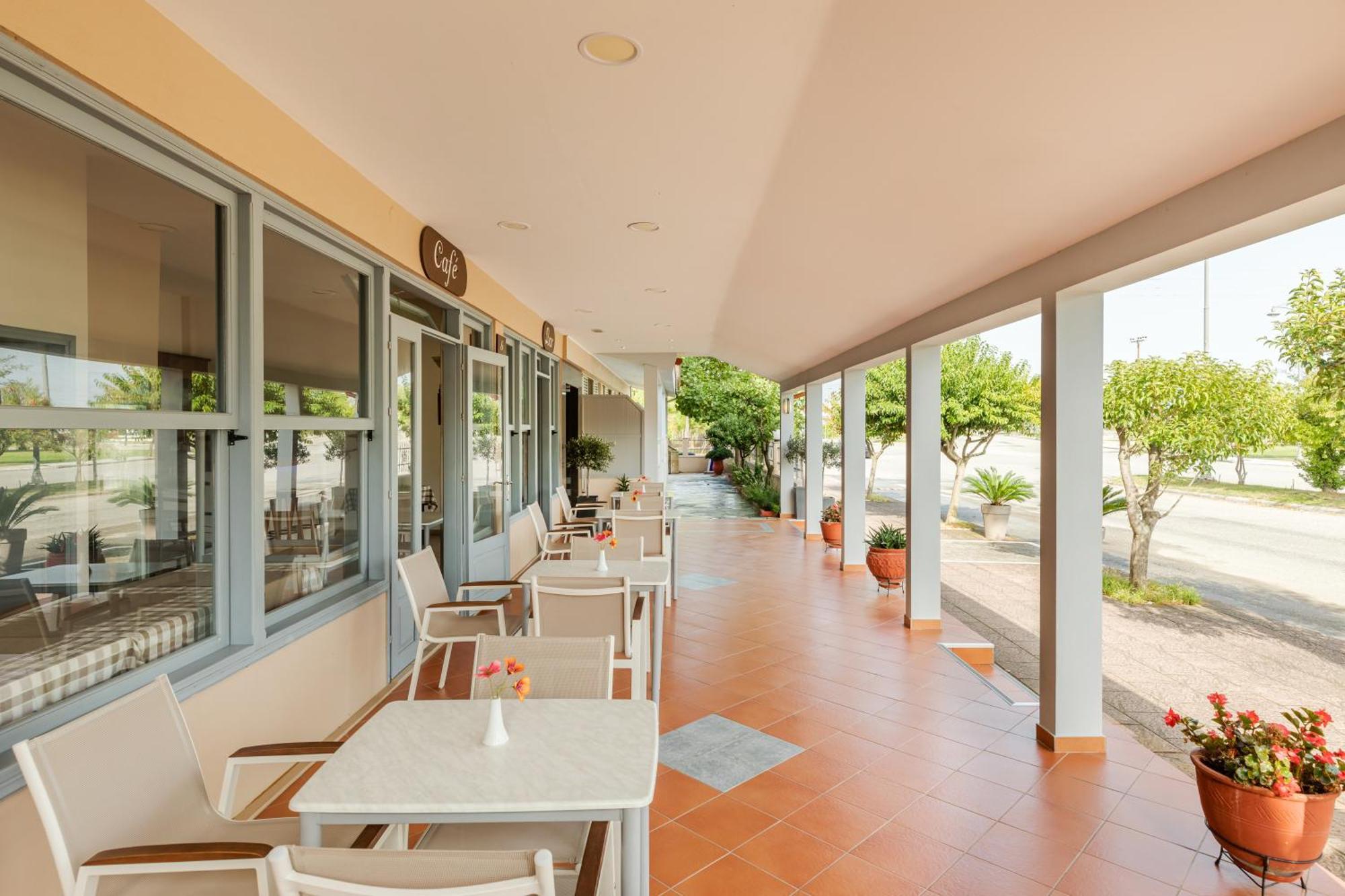 Hotel Grekas Neoi Poroi Dış mekan fotoğraf