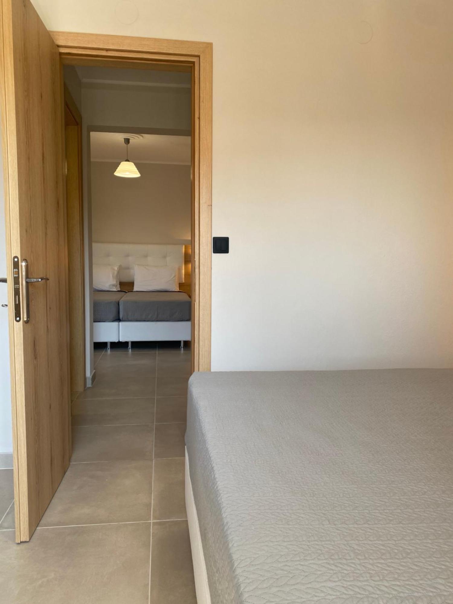Hotel Grekas Neoi Poroi Dış mekan fotoğraf