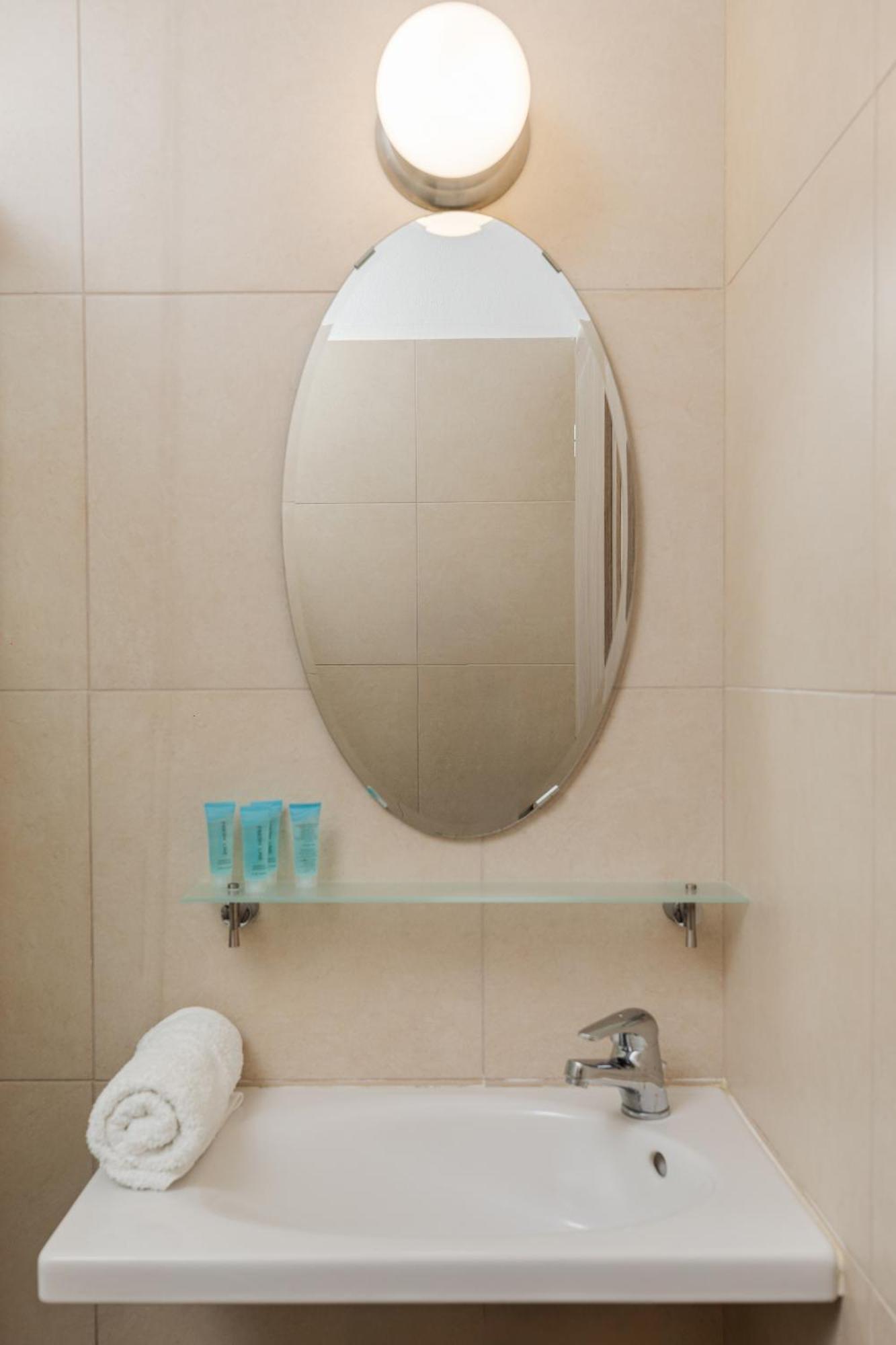 Hotel Grekas Neoi Poroi Dış mekan fotoğraf