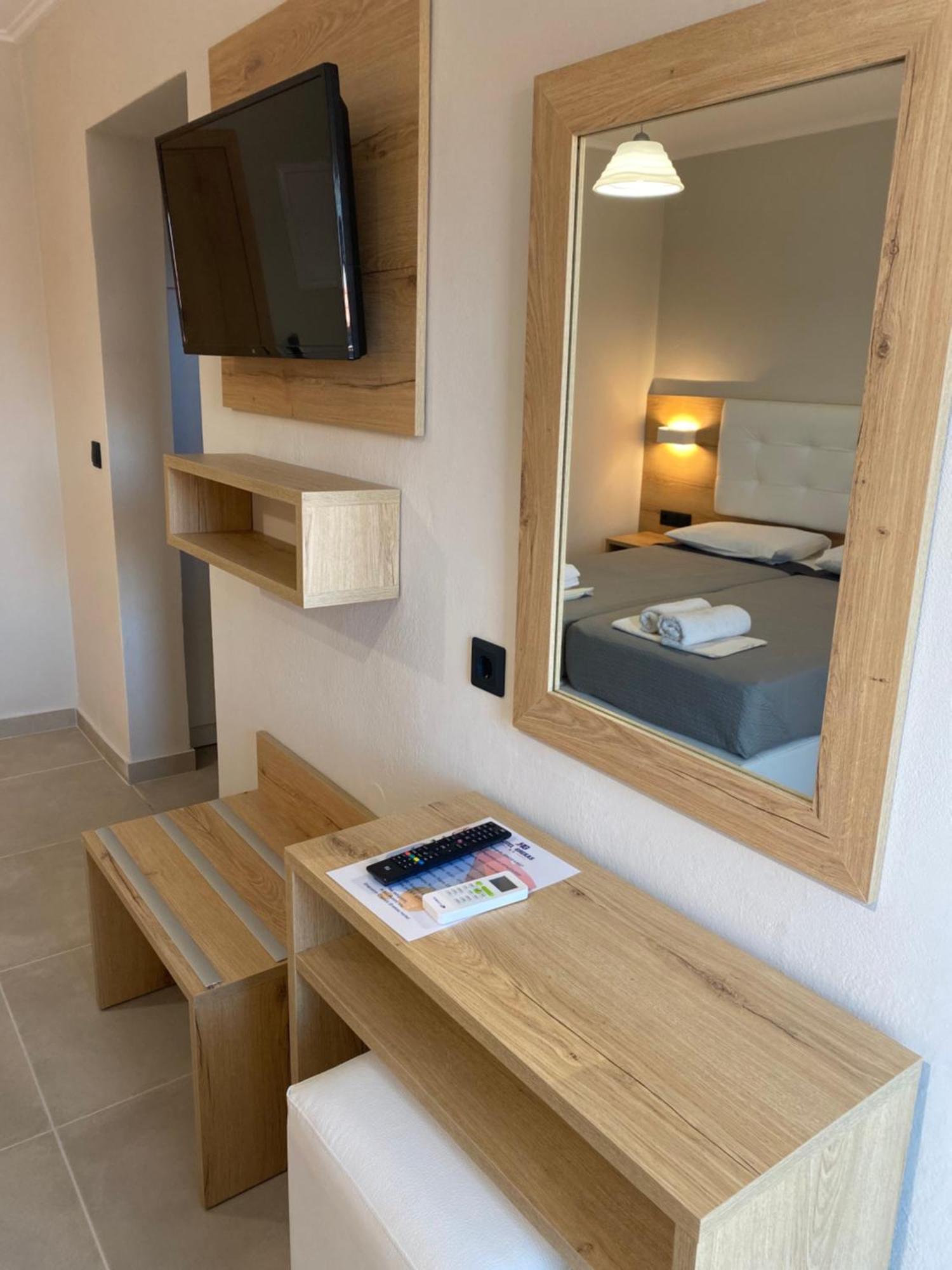 Hotel Grekas Neoi Poroi Dış mekan fotoğraf